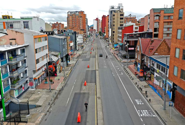 Perú ordena cuarentena focalizada para diferentes ciudades mientras cierra aeropuertos y transporte colectivo peru-ordena-cuarentena-focalizada-para-diferentes-ciudades-mientras-cierra-aeropuertos-y-transporte-colectivo
